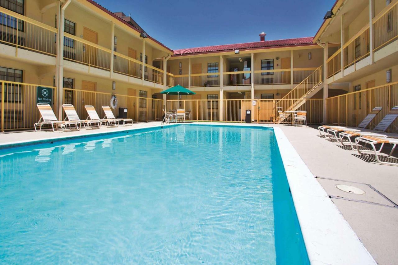 La Quinta Inn By Wyndham Baton Rouge University Area Екстер'єр фото